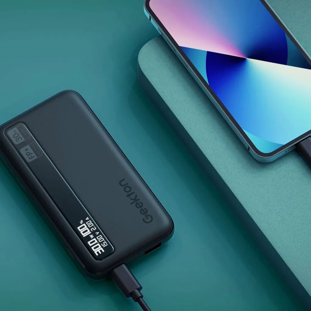 Pin dự phòng 10.000 Geekton C1110mAh sạc nhanh 30W - có màn hình đo dòng sạc - Ảnh 5